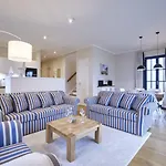 Reetland Am - Luxus Reetdachvilla Mit 3 Schlafzimmern, Sauna Und Kamin F15 * Dranske