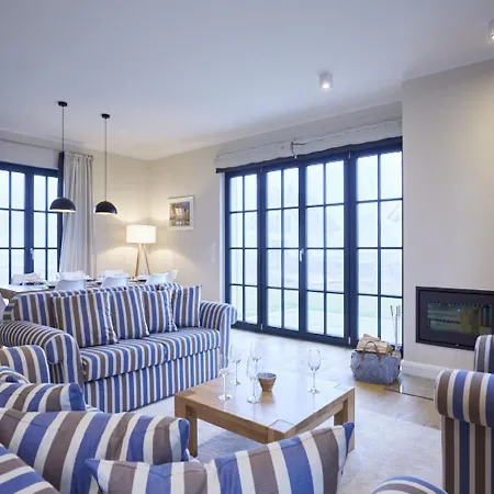 Reetland Am - Luxus Reetdachvilla Mit 3 Schlafzimmern, Sauna Und Kamin F15 *