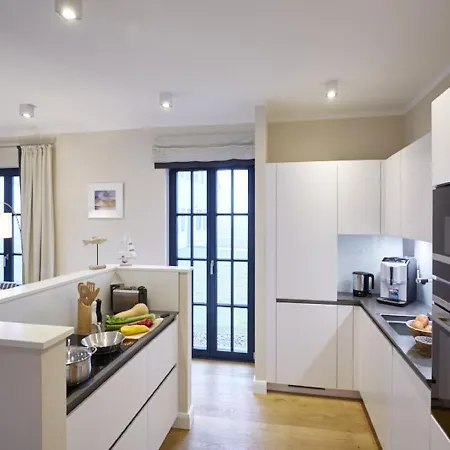 Reetland Am - Luxus Reetdachvilla Mit 3 Schlafzimmern, Sauna Und Kamin F15 * 드란스케