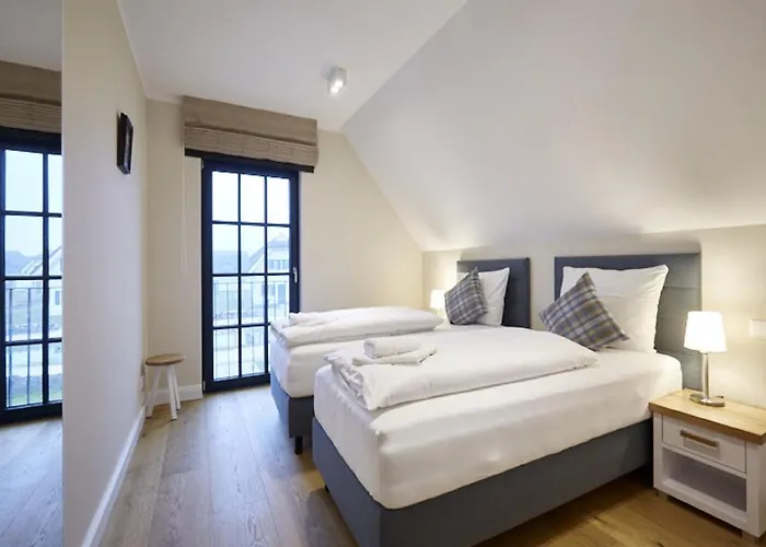 펜션 Reetland Am - Luxus Reetdachvilla Mit 3 Schlafzimmern, Sauna Und Kamin F15 드란스케